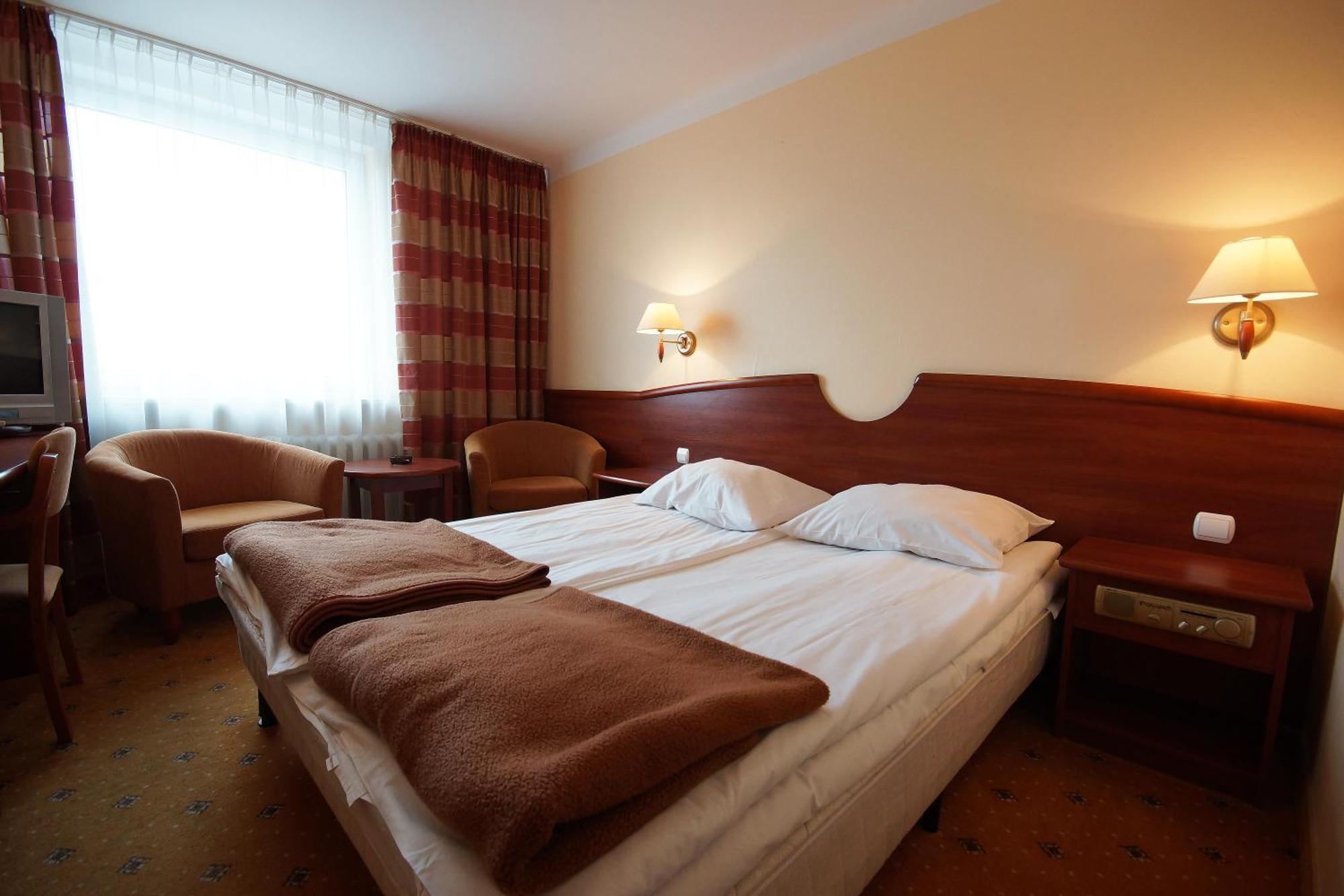 Hotel Kamena Chełm Quarto foto